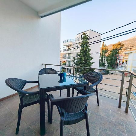 Mialex Apartments Dobra Voda Extérieur photo