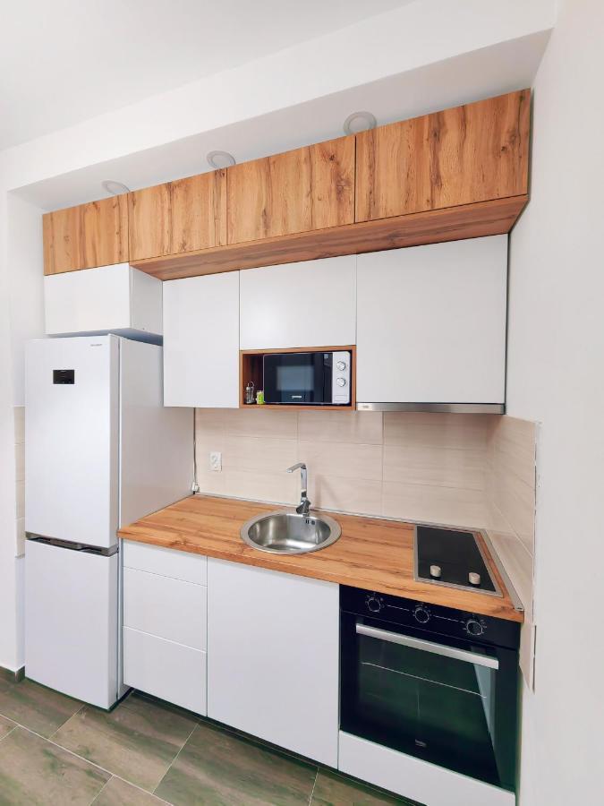 Mialex Apartments Dobra Voda Extérieur photo