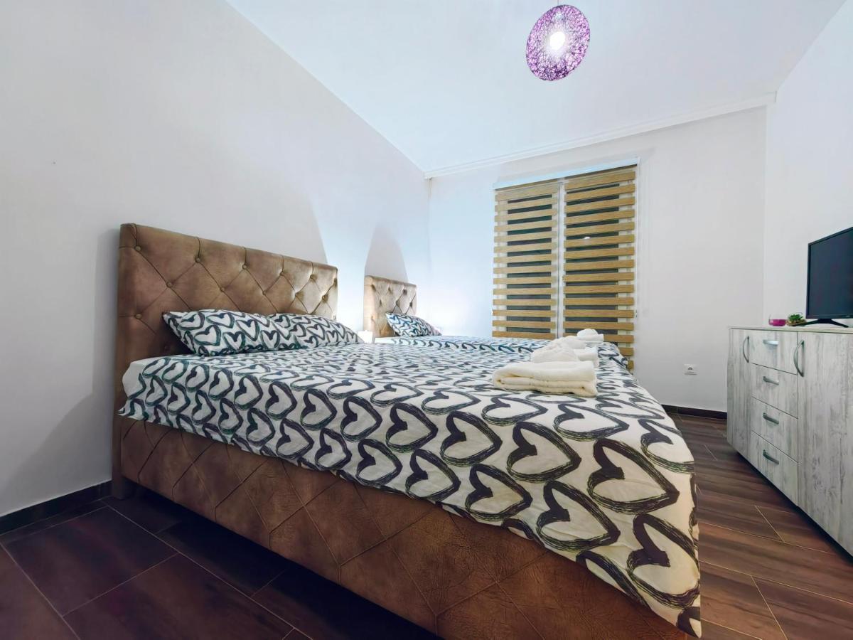 Mialex Apartments Dobra Voda Extérieur photo
