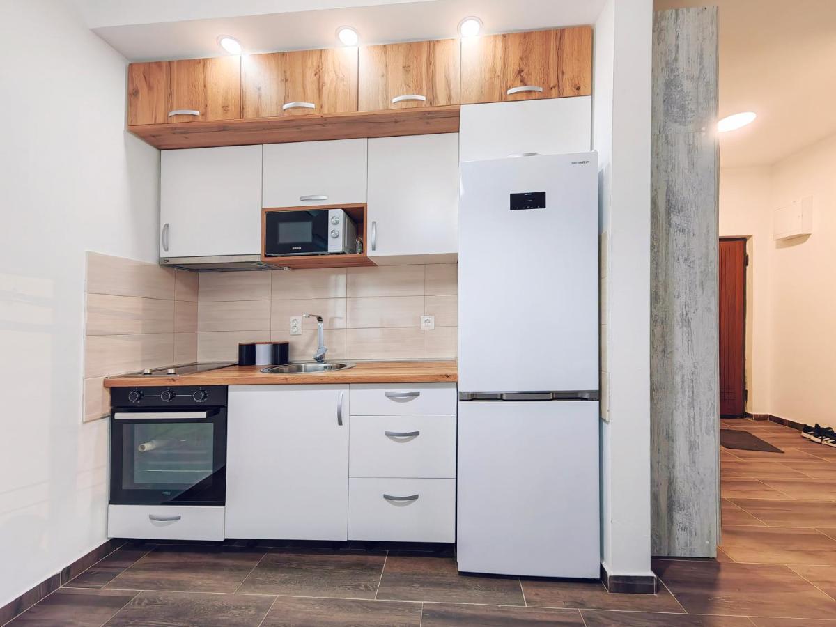 Mialex Apartments Dobra Voda Extérieur photo