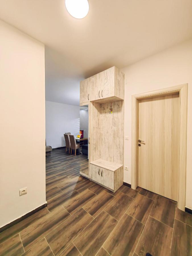 Mialex Apartments Dobra Voda Extérieur photo